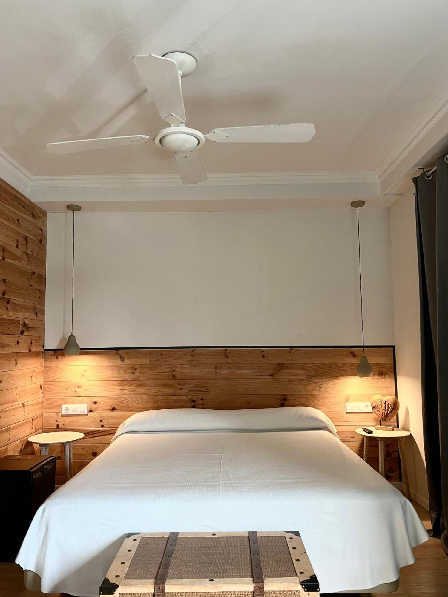 Hotel & Restaurant Figueres Parc Los Hostalets de Llers 외부 사진