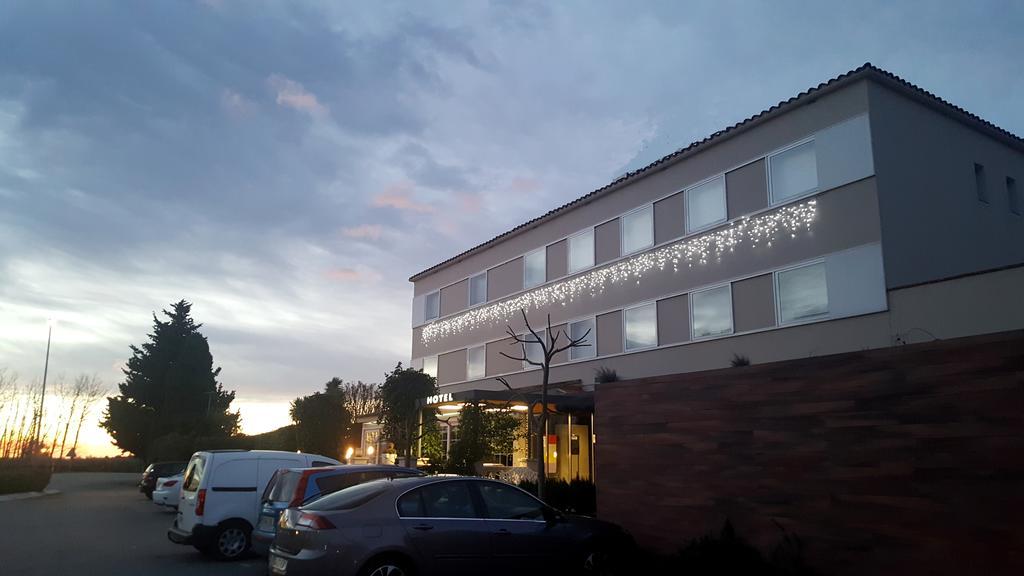 Hotel & Restaurant Figueres Parc Los Hostalets de Llers 외부 사진