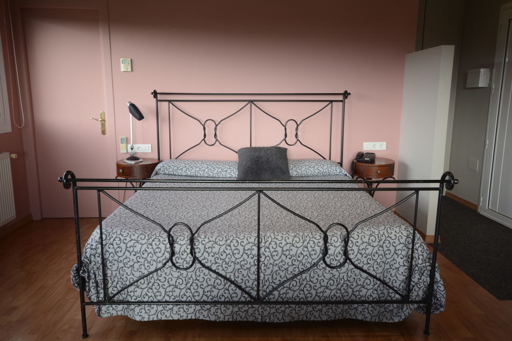 Hotel & Restaurant Figueres Parc Los Hostalets de Llers 외부 사진